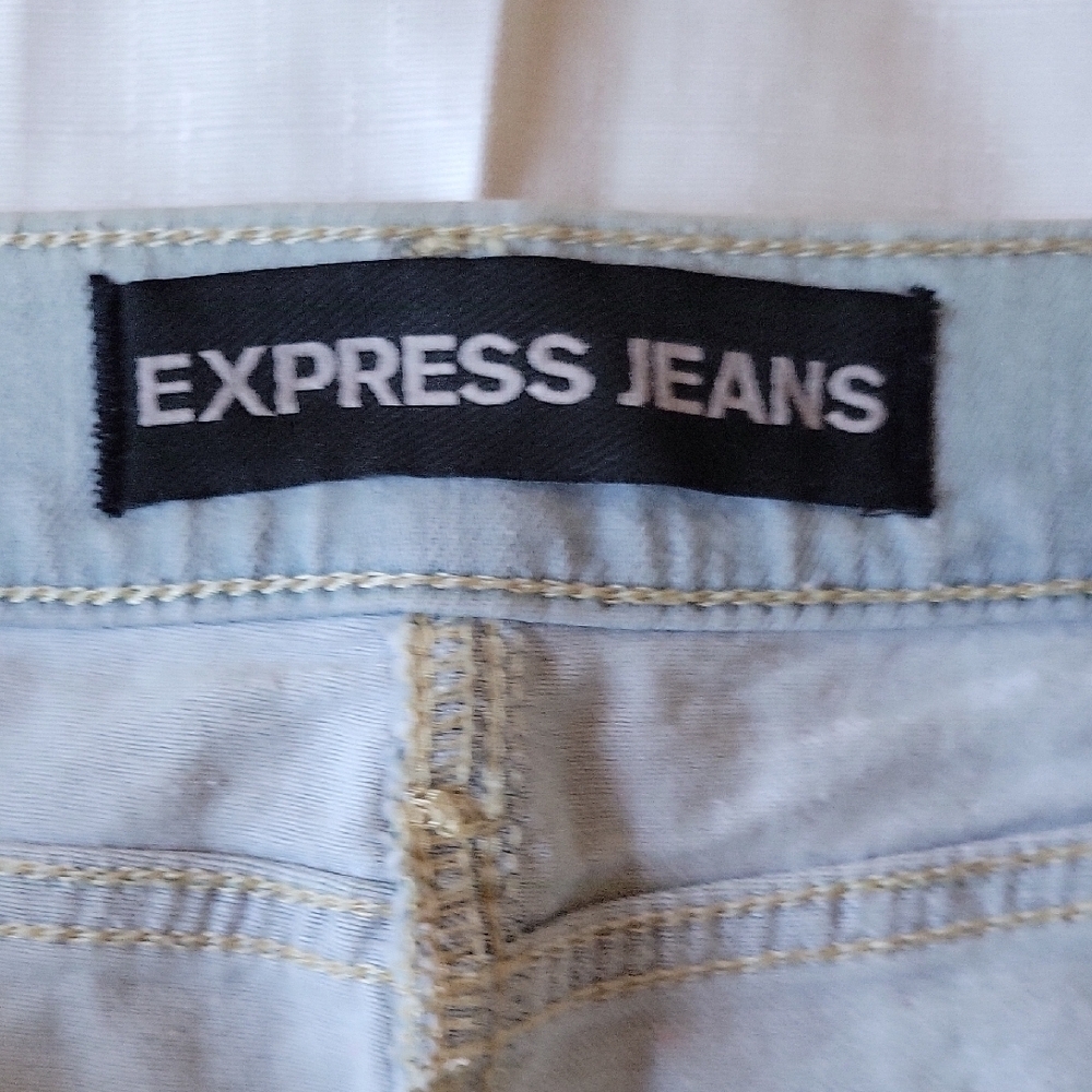 EXPRESS Denim Distressed Mini Skirt Size 10 - Picture 5 of 7
